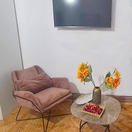 Cozy Studio In Noble House Main Square Cluj-Napoca Exterior foto
